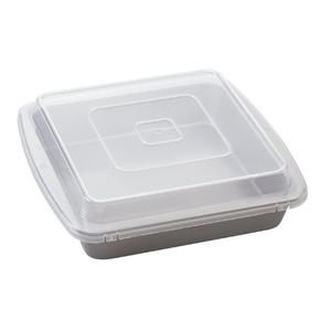 Wilton Recipe Right Non-Stick Square Brownie Baking Pan with Lid, Great for Transporting Your Dessert from Home to Party, 9-Inch x 9-Inch