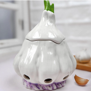 Ceramic Garlic Keeper with Lid - Breathable Freshness Storage
