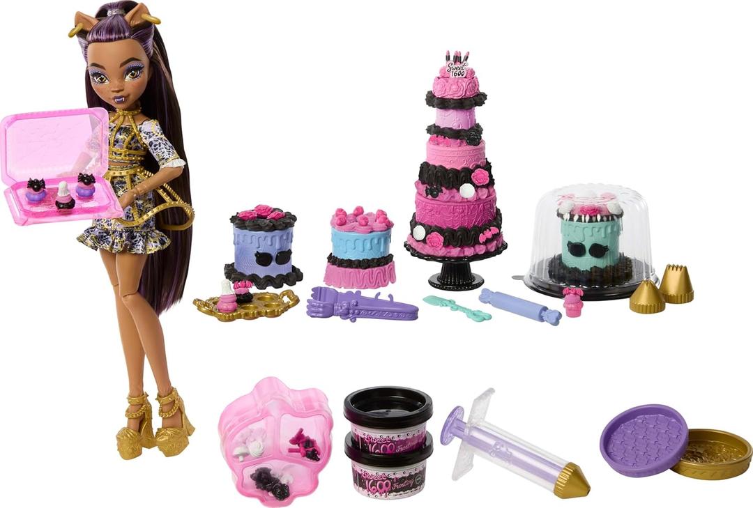 Monster High Scary Sweet Birthday Cake Kit with Clawdeen Wolf Doll, Cake Decorating Playset with 20+ Accessories Like Eerie Icing, Pipette, and More