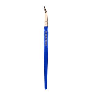 Bdellium Tools Professional Makeup Brush - Golden Triangle 708 Bent Eyeliner - With All Vegan and Soft Synthetic Fibers, For Smooth Application (Blue, 1pc)
