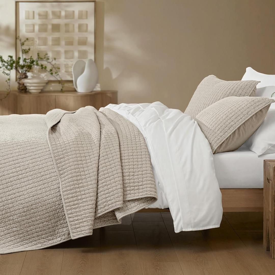 Wonderful 100% Cotton Jersey Knit Quilt - Rice Stitch Heather Beige King Quilt with 2 Pillow Shams, Soft & Breathable, All-Season Use, Hypoallergenic, Prewashed Bedspread & Coverlet, 104"x94" (Apricot Beige Melange)