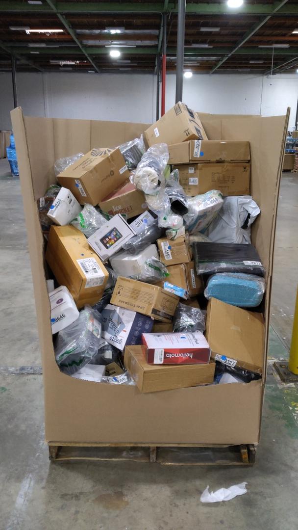 Pallet Of Salvage Items