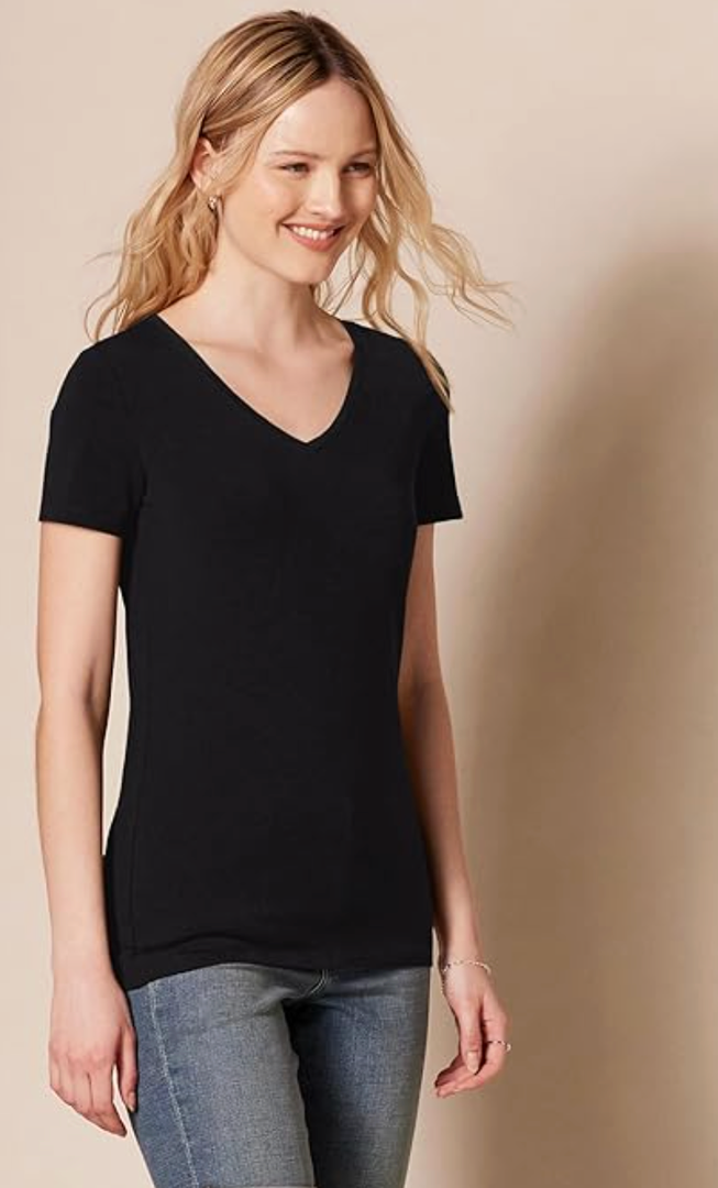 Women's Regular-Fit Short-Sleeve Crewneck T-Shirt (Medium)