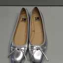 SM New York Womens Zion Ballet Bow Flats Silver Faux Leather 9M