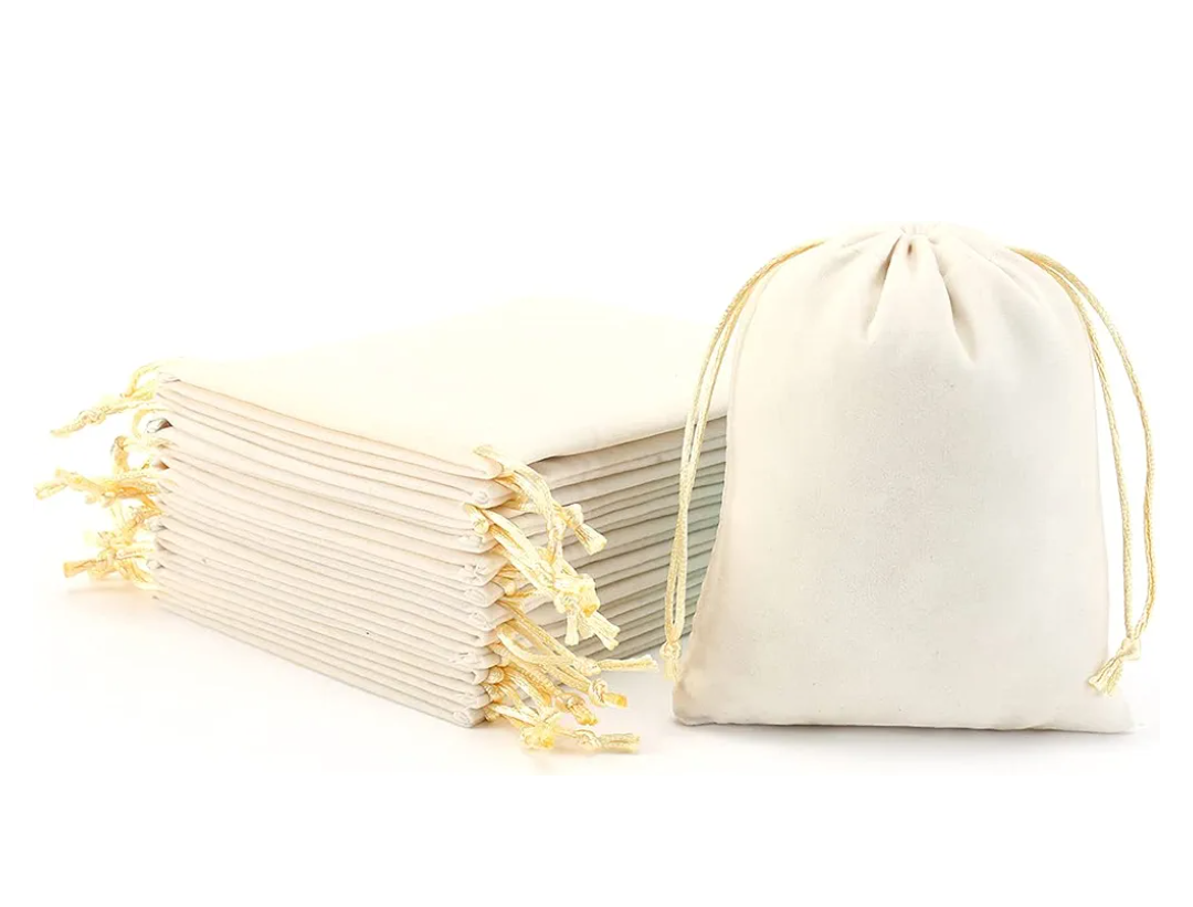 50Pcs Velvet Jewelry Bags With Drawstring Cream Pouches Gift Bags for Wedding Favors Party Christmas Candy Bag（2.8x3.6Inches）