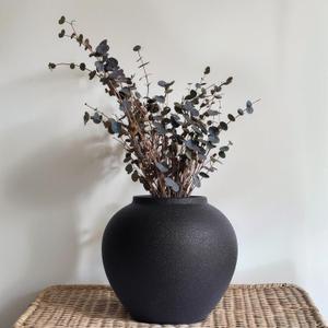 Rustic Ceramic Vase, 8.3" Black Farmhouse Tall Vase, Vintage Vases, Modern Terracotta Decor Vases for Home Decor, Living Room, Entryway, Table Centerpieces, Shelf, Kitchen, Housewarming Gifts
