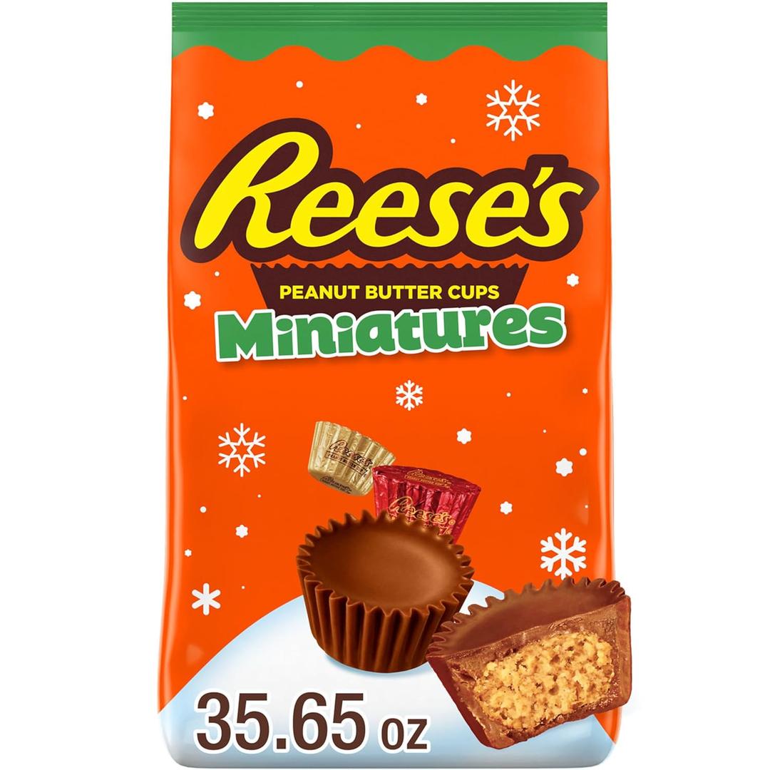 REESE'S Miniatures Milk Chocolate Peanut Butter Cups, Christmas Candy Bag, 35.65 oz (35.65 Ounce (Pack of 1))