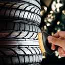 2 x 2pcs Auto Tire Dressing Brush, High Density Shine Brush Bristles Tire Applicator Brush Portable Car Tire Wash Brush with Handle Auto Detailing Tire Brush for Car Cleaning Supplies (Yellow)