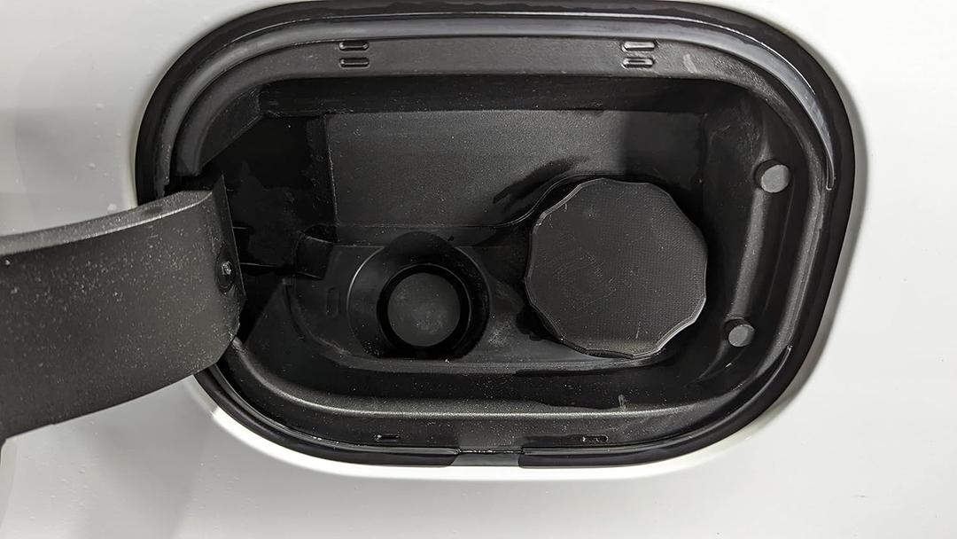 Fuel Cap for GM Capless Gas Tank/Filler System (2018-2026), Fits Chevy Silverado, GMC Sierra, Tahoe, Yukon, Escalade, And More