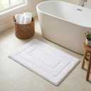 GRANNY SAYS White Bathroom Rugs Non Slip, 20" x 32", Bath Rugs for Bathroom Washable, Bath Mats for Floor, Microfiber Bath Mat for Tub, Shower Mat for Bath Floor, Absorbent Shower Rugs