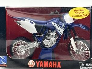 Yamaha YZ-450F Blue 1:12 Die-Cast Motorcycle Model by New Ray