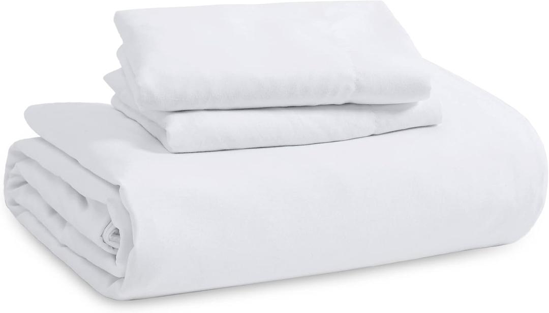 BEDSURE 3 Piece Set (2 Pillow Cases, Duvet Cover), Color White, Size Oversized Queen
