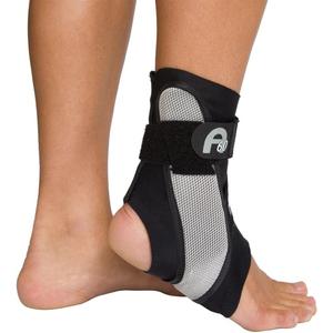 Aircast A60 Ankle Support Brace, Right Foot, Black, Small (Shoe Size: Men's 4-7 / Women's 5-8.5) (Small (Pack of 1))