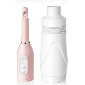 Portable bidet for women, 550 ml portable travel bidet, rechargeable peri-bottle for women, provides up to 70 uses, IPX7 waterproof for postpartum care