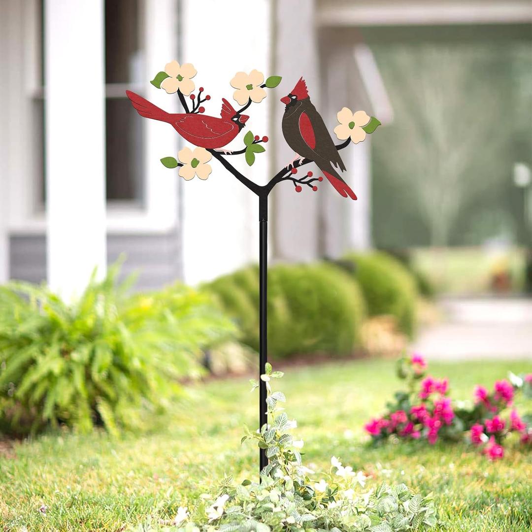 Tuitessine Red Cardinals Garden Stake Outdoor Yard Decor, Metal Bird Lawn Ornament Spring Patio Lawn Decoration, Gift for Bird Lovers & Gardeners