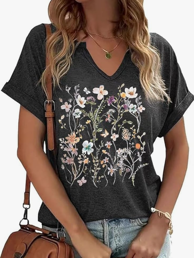 Vintage Flowers V Neck Shirt for Women Boho Floral Wildflowers Graphic Tee Casual Cottagecore Summer T Shirt, XL