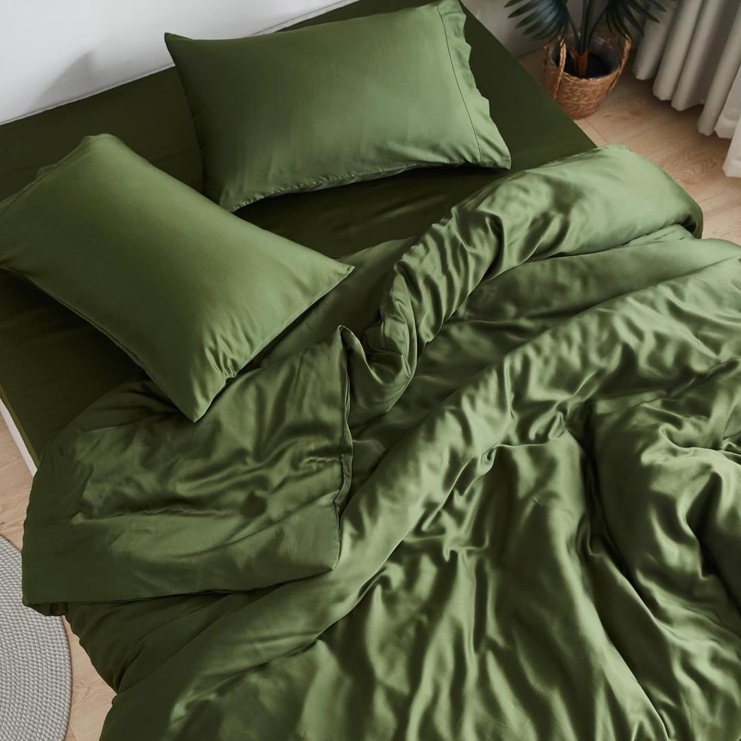 DOZ Sheet Set, 100% Viscose derived from Bamboo, Organically Grown, Buttery Soft, Cooling Sheets, High GSM, Deep Pockets - 4 Piece - 2 Pillowcases 1 Fitted 1 Top Sheet (Forest, Queen)