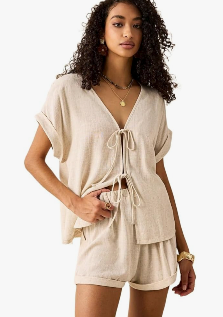 Two Piece Outfits for Women 2025 Casual Tie-Front Top And Shorts Set, Size S