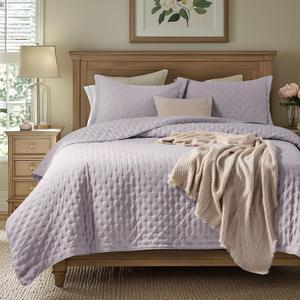 Bedsure King Quilt - Purple Bedspread King Size & Lightweight Comforter, Modern Farmhouse Coverlet with Clover Pattern, Ultra Soft All-Season Bedding, 106 x 96 Inches | Stitch-Free Quilting, Ultra Soft, Lightweight, Machine Washable, Pet-Friendly