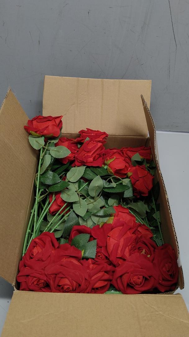 Fanfantoey White Roses Artificial Flowers Bulk, 52Pcs Fake Roses Flower Arrangement, DIY Silk Flowers Roses Bouquet, Realistic Faux Artificial Roses for Mother's Day Home Table Decor Red