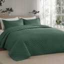 Bedsure California King Quilts - Lightweight Bedspreads Cal King Size with Basket Weave Pattern, Soft Quilt Bedding Set, Dark Green Comforter Set Coverlet with 2 Pillow Shams (111" x 106")