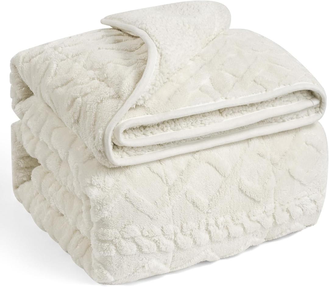 Wemore Weighted Blanket for Adults Twin Size 15 lbs, Dual Sided Soft Fuzzy Jacquard Sherpa Weighted Blankets for Sleeping, Cozy Fluffy Knitted Heavy Blanket for Couch Bed, Cream White, 60 x 80 inches