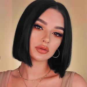 SUKRI Black Bob Wigs for Women Short Straight Bob Wigs Synthetic Middle Part Cosplay Costume Party Wigs