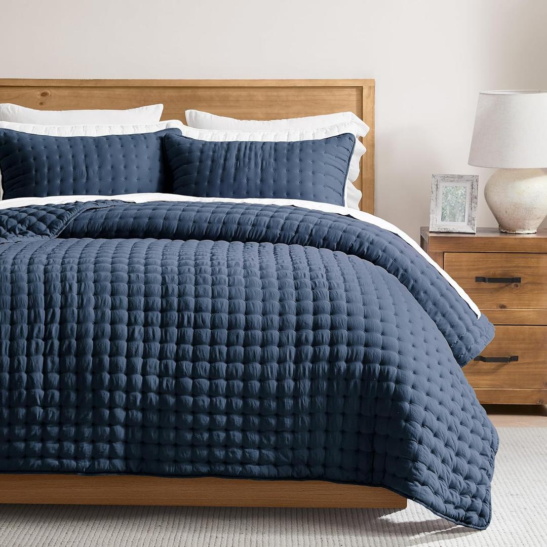 WDCOZY Navy Blue King Size Quilt Bedding Sets with Pillow Shams, Lightweight Soft Bedspread Coverlet, Quilted Blanket Thin Comforter Bed Cover, All Season Summer Spring, 3 Pieces, 104x90 inches