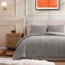 UGG Kenzie Full/Queen Comforter Set with 2 Pillow Shams Plush Faux Fur Bedding Soft Warm Down Alternative Comforter Washable Hypoallergenic Fluffy Blanket Set for Bedroom, Full/Queen Size, Seal