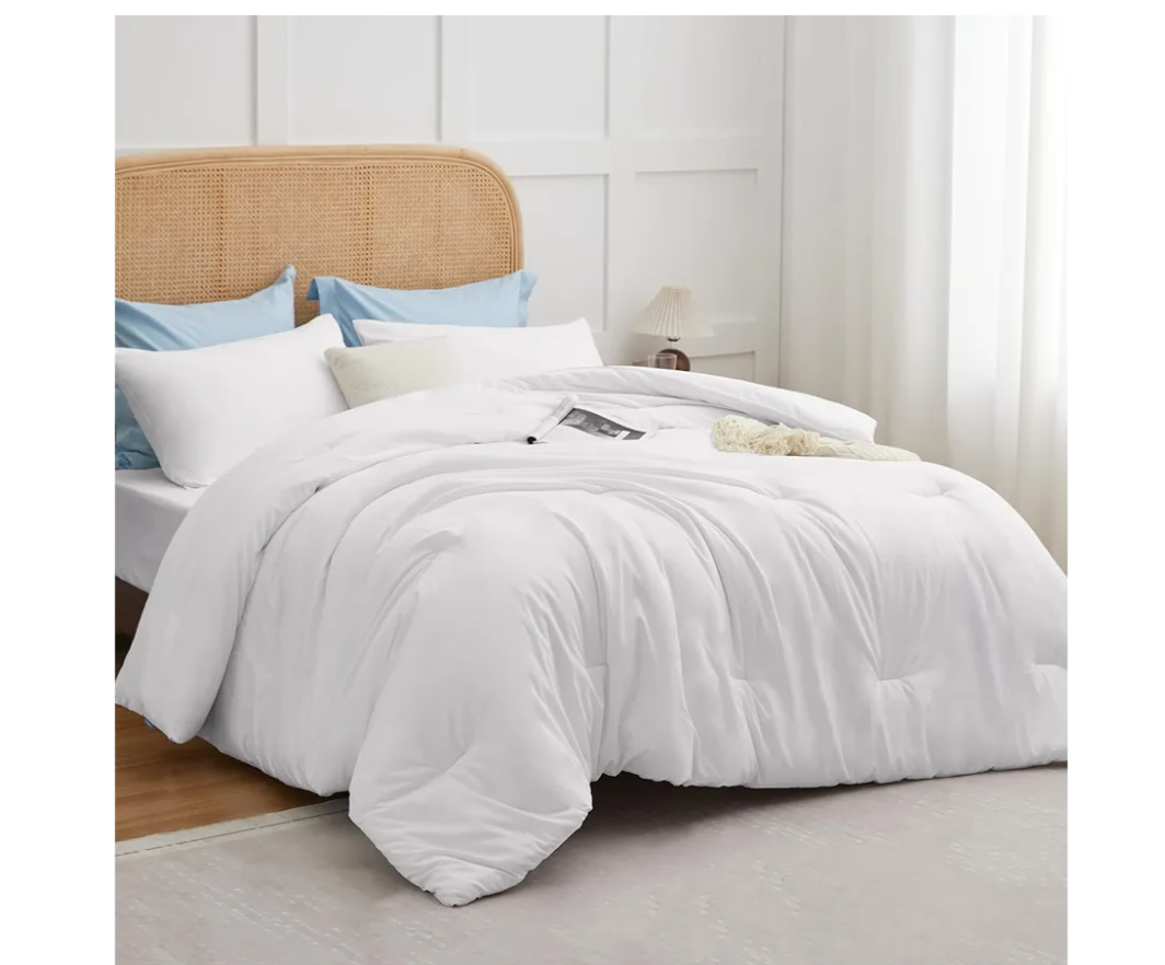 CozyLux White Queen Comforter Set, 3 Pieces Solid Breathable Quilted Boho Style Bedding Sets, Luxury Fluffy Soft Bed Set with Down Alternative Comforter for All Season (1 Comforter & 2 Pillowcases)