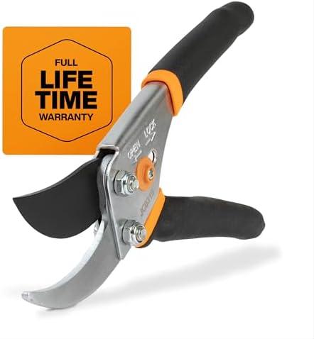 Fiskars Bypass Pruning Shears, 5/8-Inch Cut Capacity Garden Clippers, Gardening Scissors with Sharp, Rust Resistant Steel Blade