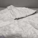 AerWo 72 Inch Christmas Tree Skirt, White Faux Fur Tree Skirt Thick Soft Plush Rug for Christmas Tree Decorations, Large Xmas Tree Mat for Christmas Indoor Holiday Party Ornaments Home Decorations