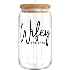 KLUBI Christmas Gift for Bride - Wifey Est 2025 Cup with Straw and Lid Cool Bridal Shower Gifts for Bride To Be Wifey Gifts for Wife Cup Tumbler Mrs Wedding 2025 (Wifey Est 2025 Clear Glass (16 Ounce))