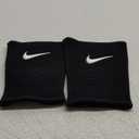 Nike Premium Dri-Fit Knee Pads (1 Pair), Essential/Streak/Varsity, Cushioning/Sweat-wicking/Unisex (Essential Black - XS/S)