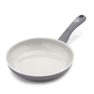 GreenLife Soft Grip Healthy Ceramic Nonstick 8" Frying Pan, PFAS & PFOA-Free, Dishwasher Safe, Egg Omelet Skillet, Cookware for Easy Cooking, Non-Stick Kitchen Essentials, Grey (Gray)