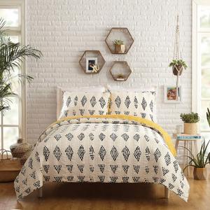 Jungalow Prosperity Quilt Set, Full/Queen, White 3 Count