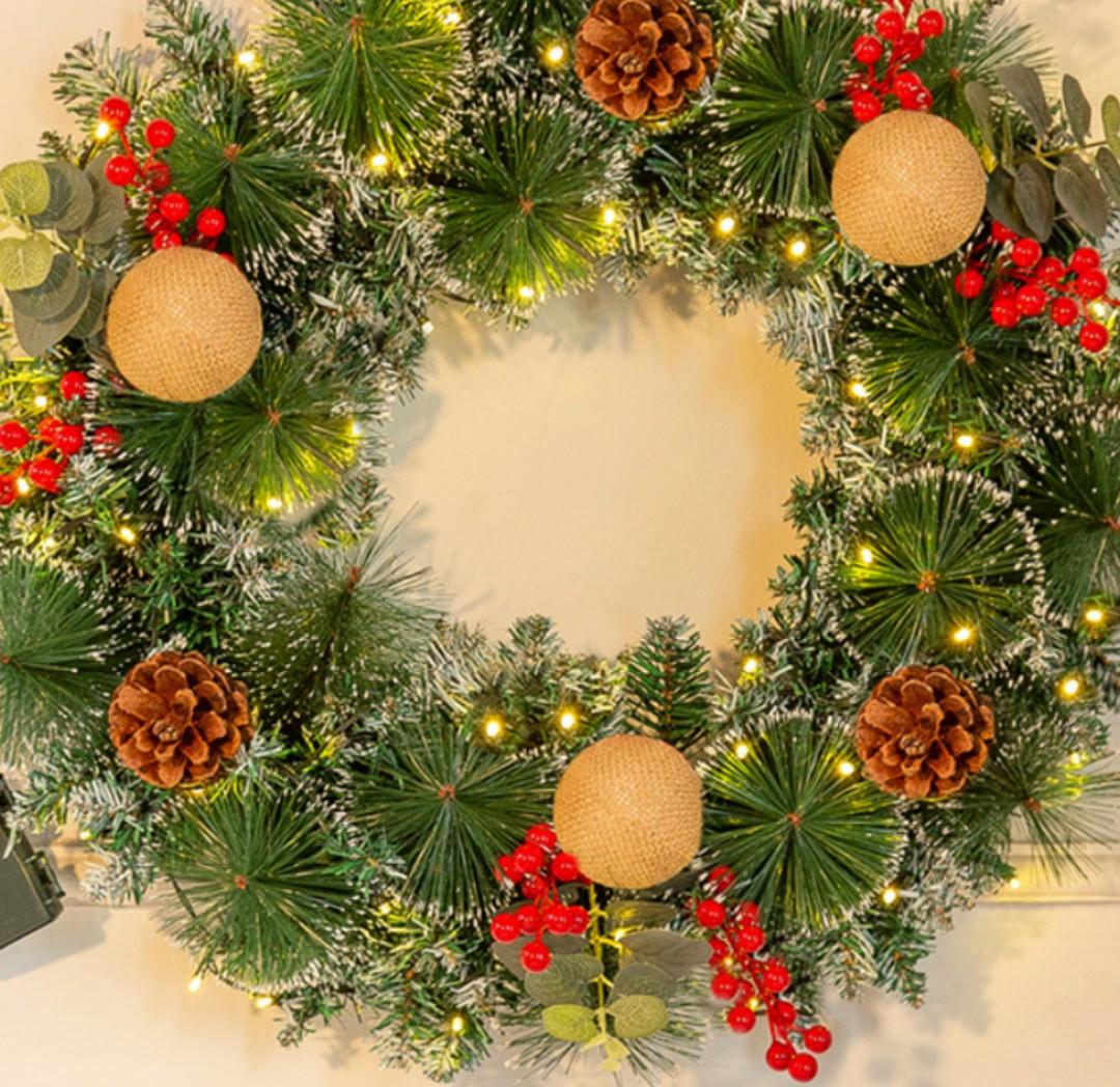 24 Inch Prelit Artificial Christmas Wreath with Lights, Lighted Xmas Wreaths for Front Door with 60 LED Battery Operated 8 Modes Remote Control Timer, Indoor Outdoor Wall Christmas Decorations