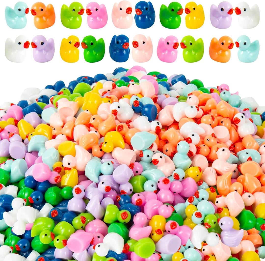 1000Pcs Mini Resin Duck Bulk Tiny Duck Figurine for Fairy Garden Landscape Aquarium Potted Plant Decoration Prank Game DIY Ornament Party to Hide, Party Toys Crafts Decor, 10 Colors (Solid Multicolour)