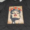 Queen of Hearts T-Shirt (Large, Black)