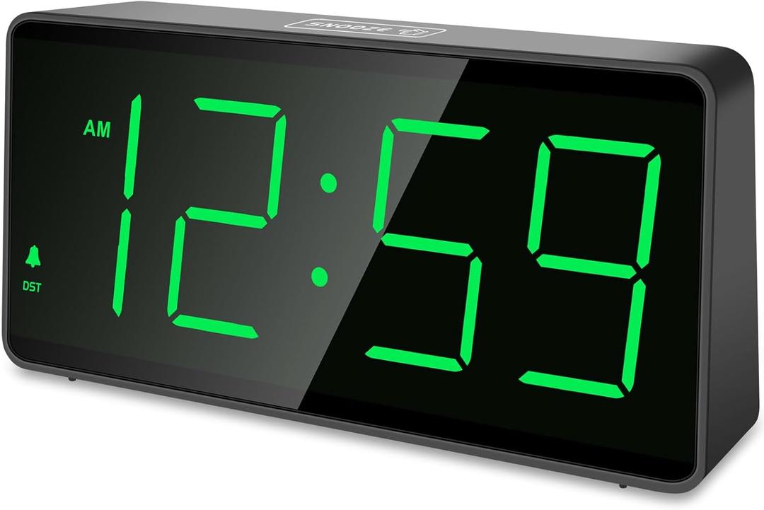 Peakeep Battery Operated Digital Alarm Clock for Bedrooms - Cordless Large Big Numbers 4 Dimmers, Auto Dimming for Seniors, Adjustable Volume Loud Alarm Clock for Heavy Sleepers Adults (Green Digits)