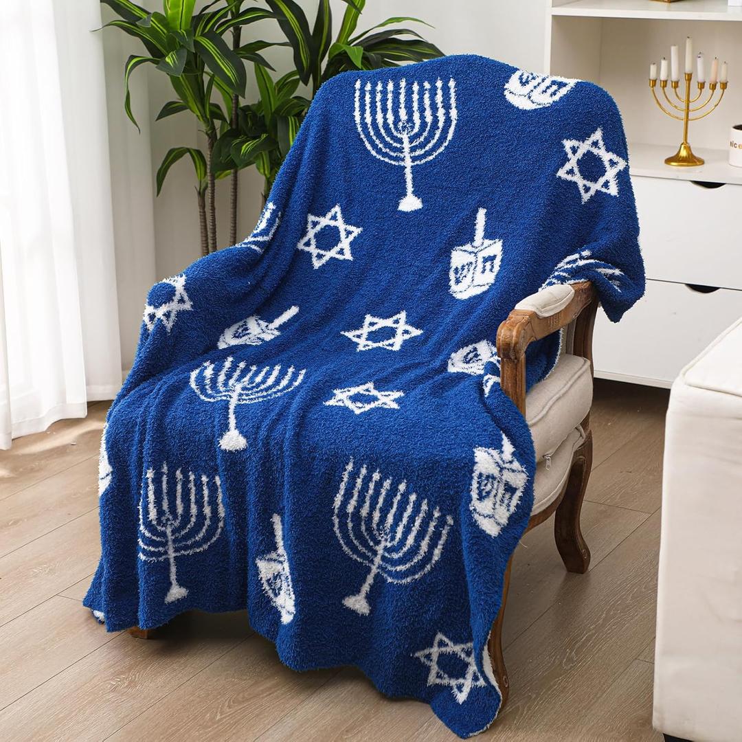 50 x 60 Inch Hanukkah Gift Blanket for Women Microfiber Menorah Blanket Soft Cozy Fluffy Jewish Hanukkah Decor for Home Living Room Sofa Bed