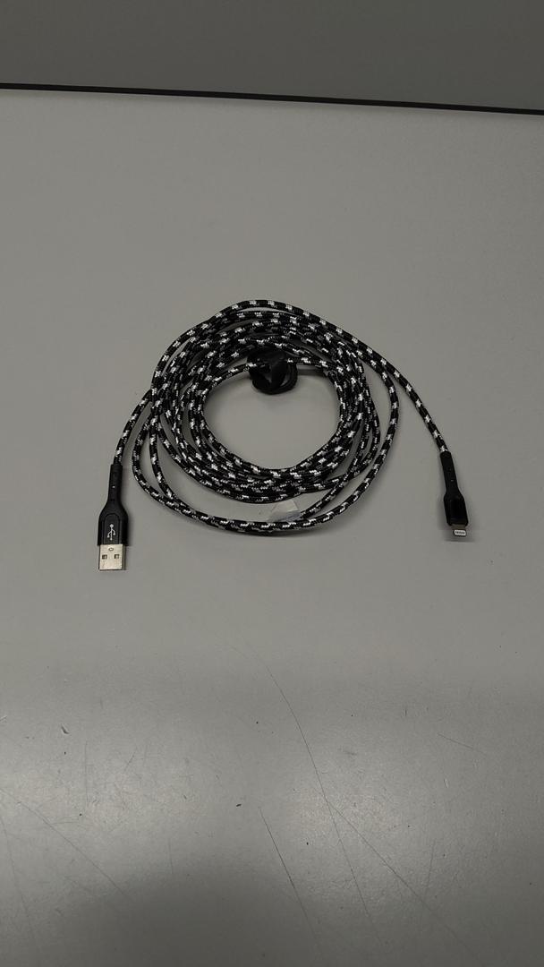 ZGear 2.4A Apple 8 pin Charger cable
