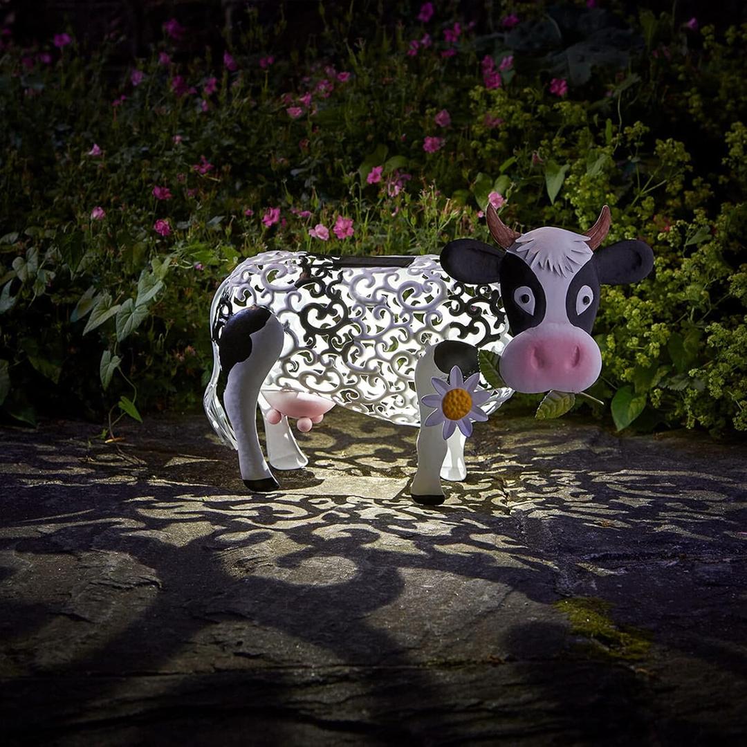 Daisy Cow Garden Solar Light Outdoor Decor, Color Changing Hollowed-Out Daisy Cow Garden Figurine Metal Decorative Cow Lamp for Outdoor Patio Yard Art Decoration