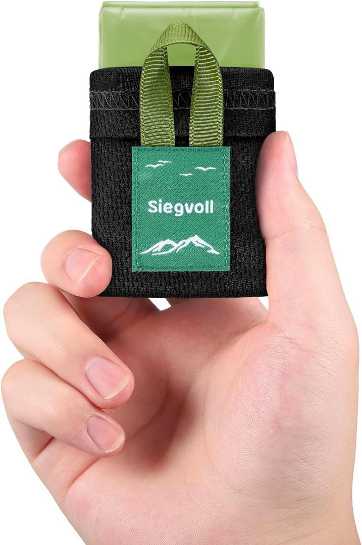 Pocket Picnic Blanket for 1 Persons, 43.3x27.56 (1.27oz) Super Light Compact Beach Blanket, SandProof Waterproof Portable Beach Picnic Mat for Outdoor Hiking Camping Travel Festival(Green) (J Green (Black Pack))