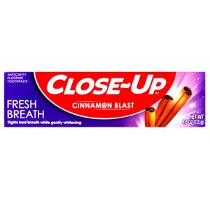 Close-Up Fluoride Toothpaste, Freshening Red Gel 4 oz (4 Ounce (Pack of 1))