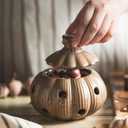 Ceramic Garlic Keeper with Lid and Holes Garlic Saver and Storage Framhouse Decor Keep Gralic Cloves Dry and Fresh, Grey