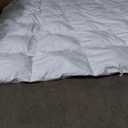 ACCURATEX Lightweight Duvet Insert Queen Size - Summer Bedding Comforter - 250GSM Filled Thin Duvet - Soft & Breathable, Quilted Comforters with 8 Tabs,White,Queen/Full 90x90 Inches