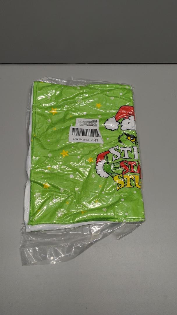 JAKITRE Merry Christmas Hand Towels Set of 2,Xmas Green Hand Towels for Bathroom Decorative Soft Absorbent Washcloths for Winter Holiday Home Indoor Party 18"x26"