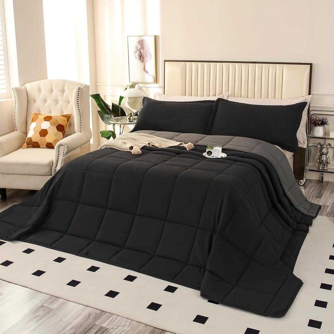 Oversized California King Comforter Set 120x120, Extra Large King Size Quilts 3 Pieces Lightweight Reversible Down Alternative Comforter for All Season with 8 Corner Tabs (Black/Grey)