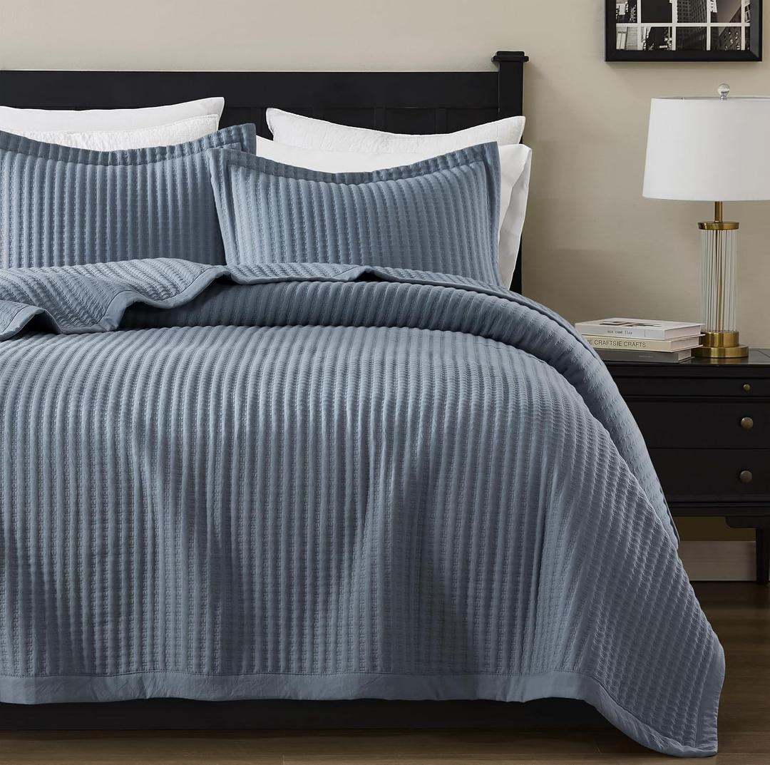 WDCOZY Dusty Blue King Size Quilt Set, Striped Pick Stitch Lightweight Bedspread, Soft Channel Farmhouse Rustic Coverlet, Spring Summer Thin Comforter, Country Bedding, 104x90 inches